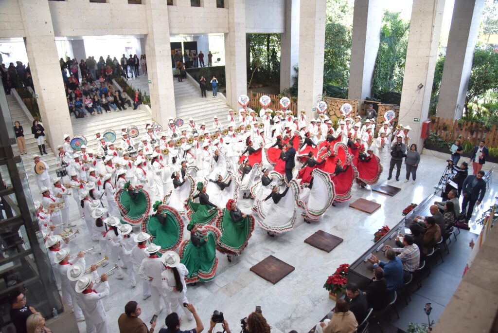 f2d97196-3218-4989-a779-28126f8a8f26